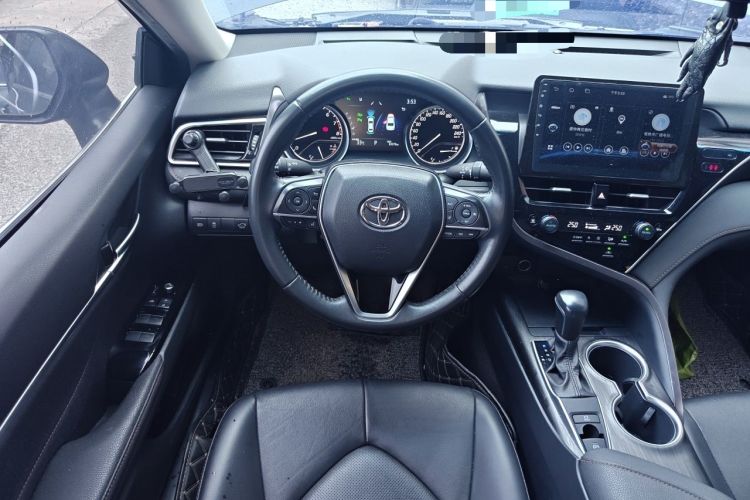 Used Toyota Camry 2021 2.0G Luxury Edition Steering Wheel