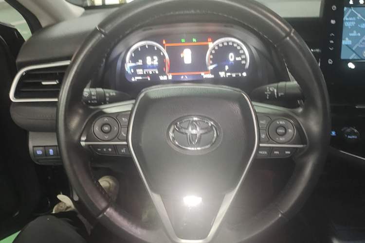 Used Toyota Camry 2021 2.5G Luxury Edition Steering Wheel
