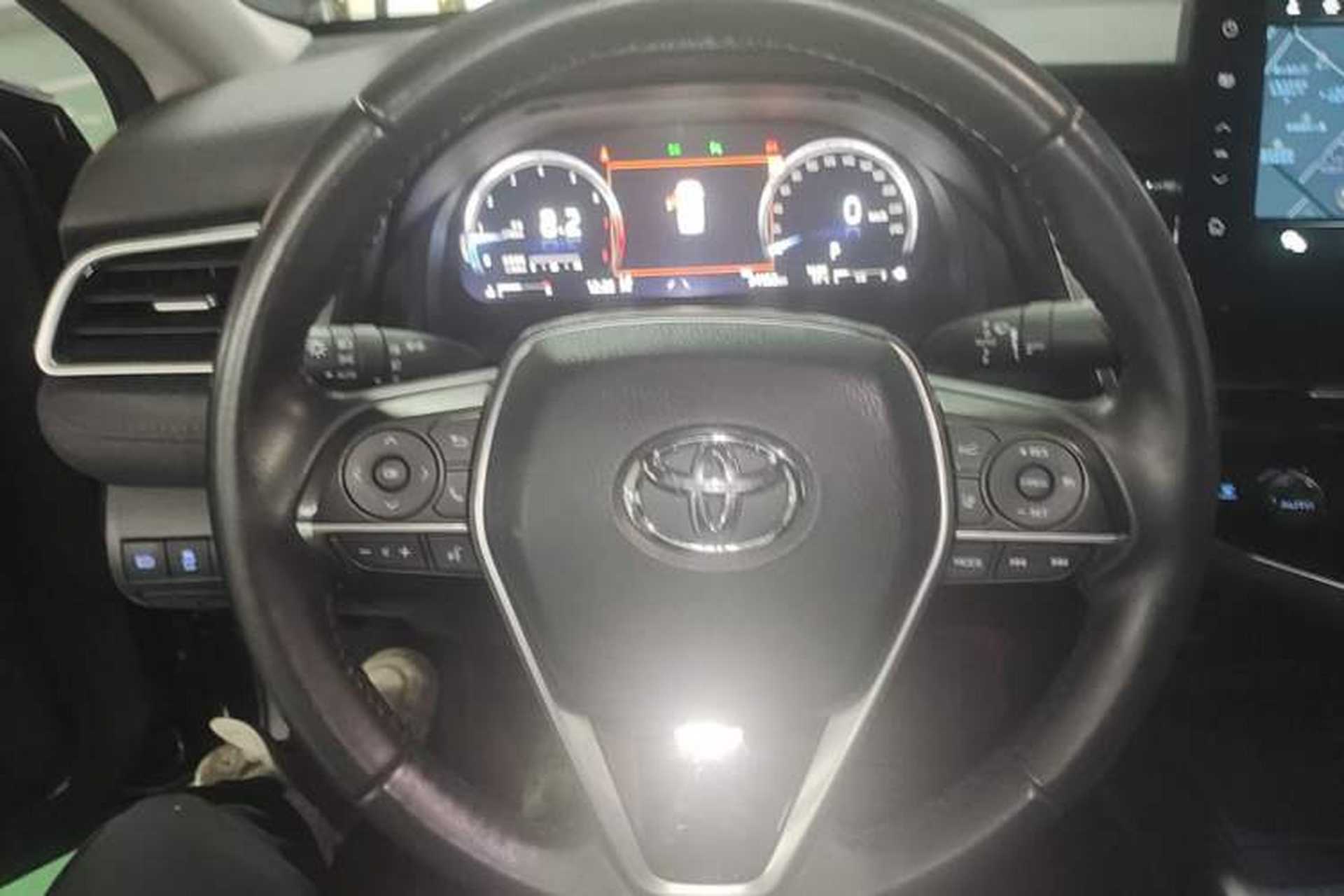 Used Toyota Camry 2021 2.5G Luxury Edition Steering Wheel