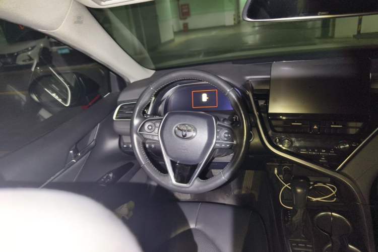 Used Toyota Camry 2021 2.5G Luxury Edition Steering Wheel