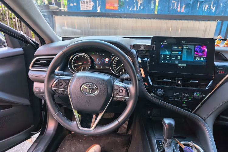 Used Toyota Camry 2021 2.0G Luxury Edition Steering Wheel