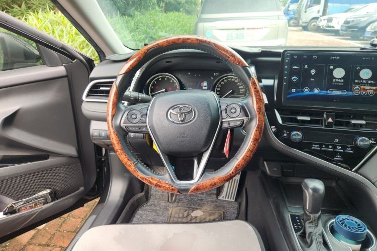 Used Toyota Camry 2021 2.0G Luxury Edition Steering Wheel