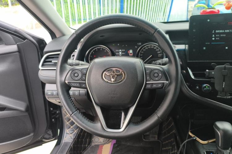 Used Toyota Camry 2021 2.0G Luxury Edition Steering Wheel
