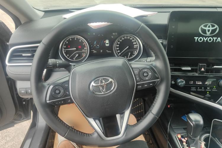 Used Toyota Camry 2021 2.0G Luxury Edition Steering Wheel