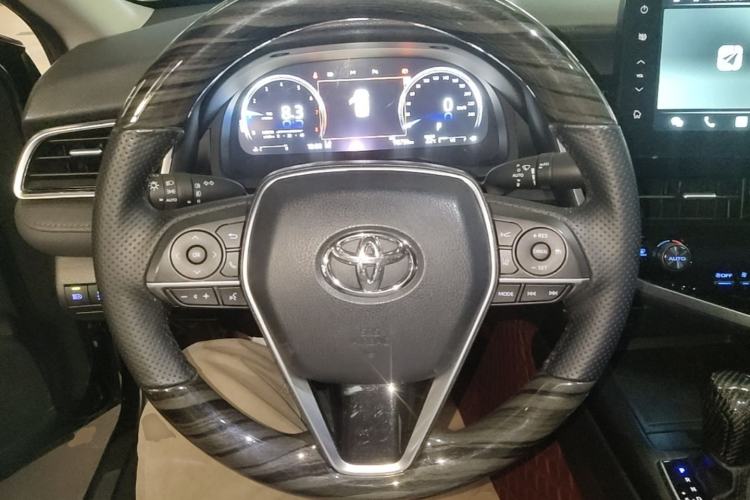 Used Toyota Camry 2021 2.5G Luxury Edition Steering Wheel