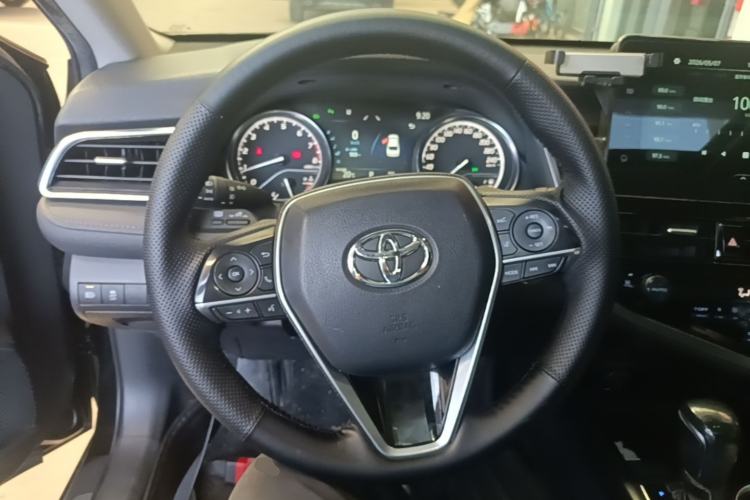 Used Toyota Camry 2021 2.0G Luxury Edition Steering Wheel