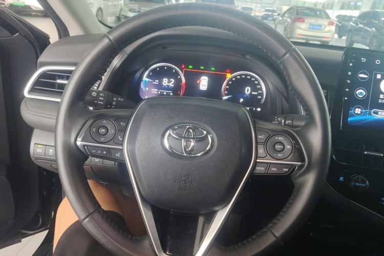 Used Toyota Camry 2021 2.5G Luxury Edition Steering Wheel