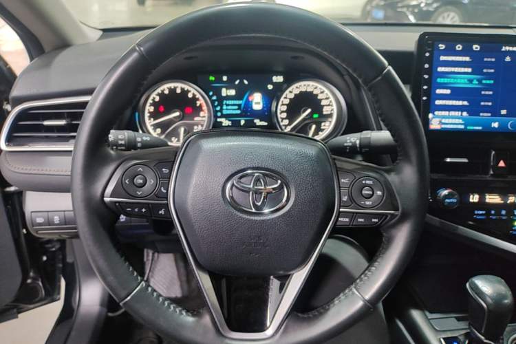 Used Toyota Camry 2021 2.0G Luxury Edition Steering Wheel