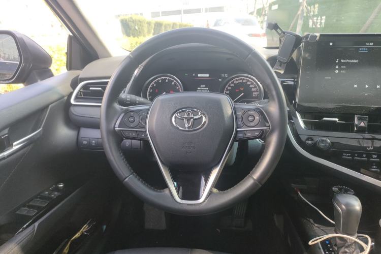 Used Toyota Camry 2021 2.0G Luxury Edition Steering Wheel