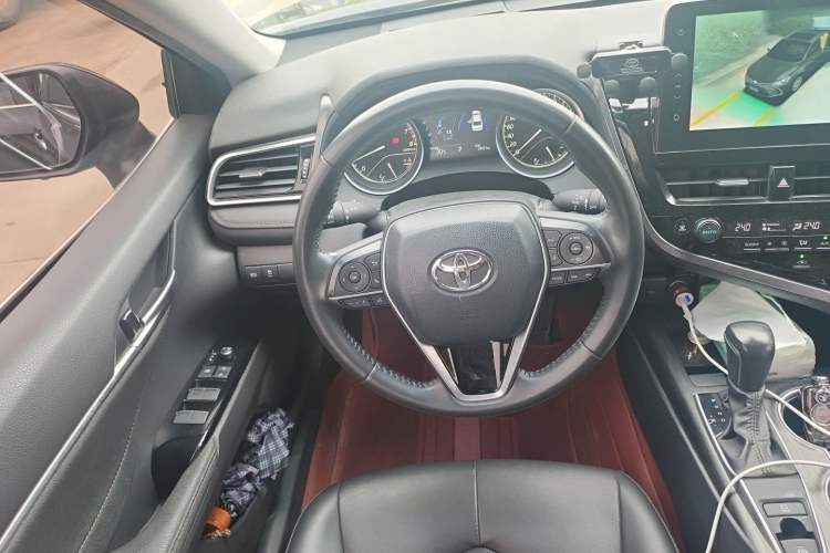 Used Toyota Camry 2021 2.0G Luxury Edition Steering Wheel