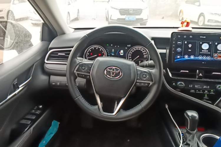 Used Toyota Camry 2021 2.0G Luxury Edition Steering Wheel
