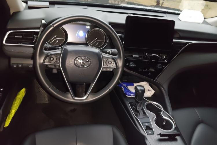 Used Toyota Camry 2021 2.0G Luxury Edition Steering Wheel