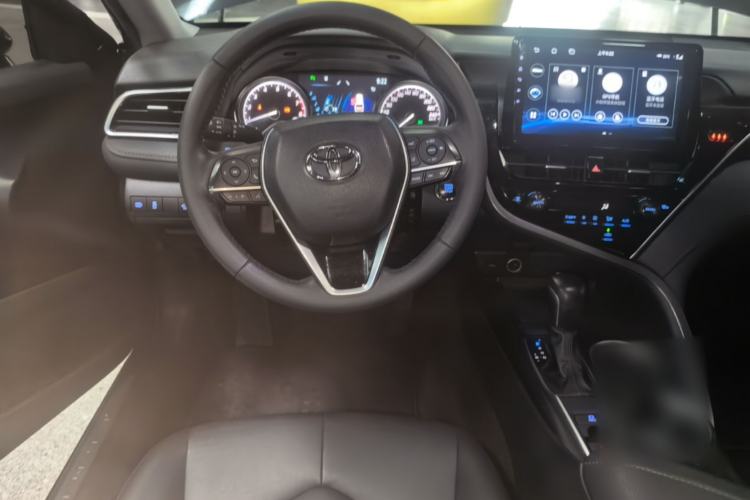 Used Toyota Camry 2021 2.0G Luxury Edition Steering Wheel