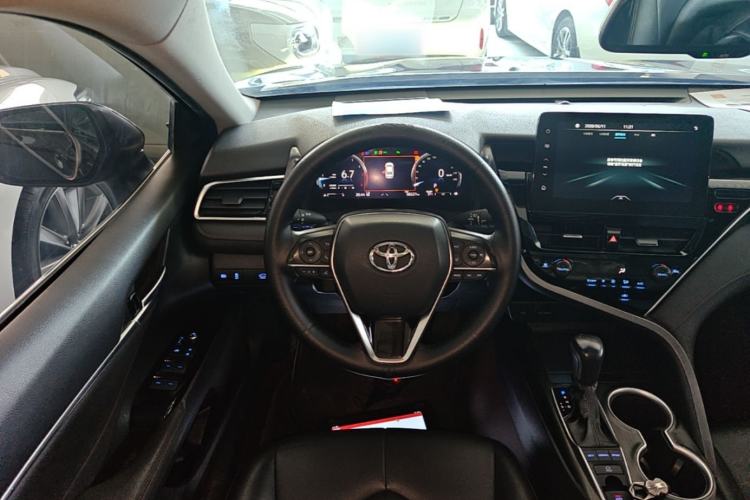 Used Toyota Camry 2021 2.5G Luxury Edition Steering Wheel