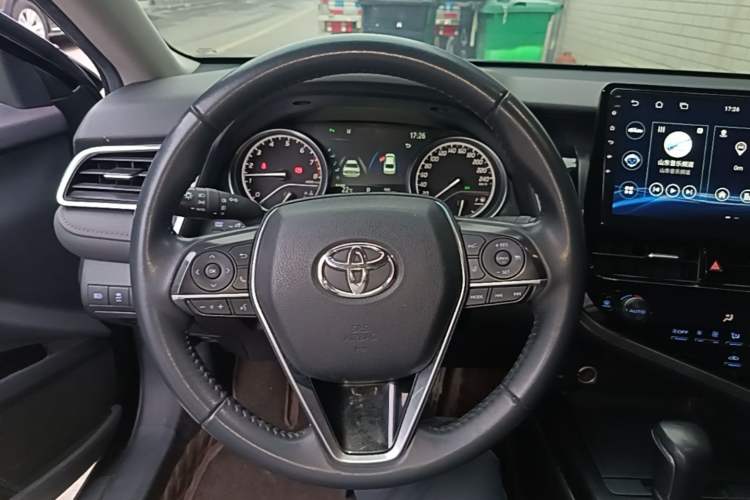 Used Toyota Camry 2021 2.0G Luxury Edition Steering Wheel
