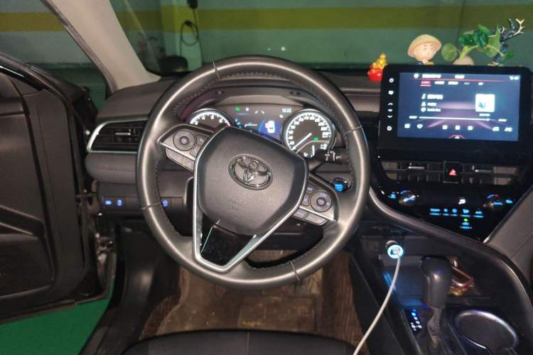 Used Toyota Camry 2021 2.0G Luxury Edition Steering Wheel