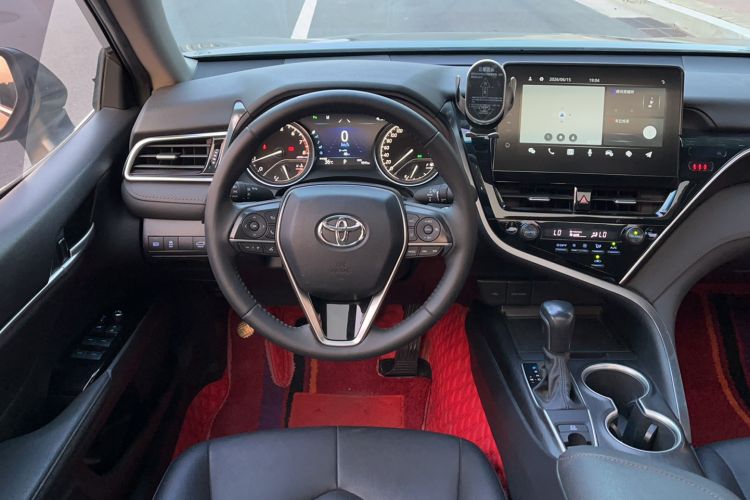 Used Toyota Camry 2021 2.0G Luxury Edition Steering Wheel