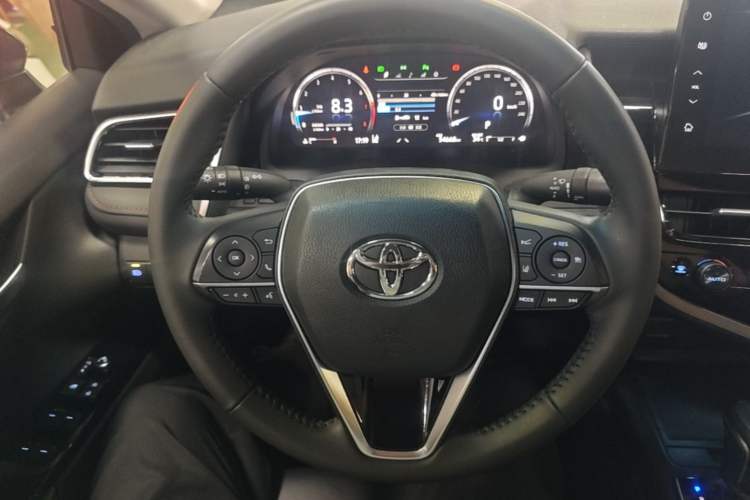 Used Toyota Camry 2021 2.5G Luxury Edition Steering Wheel