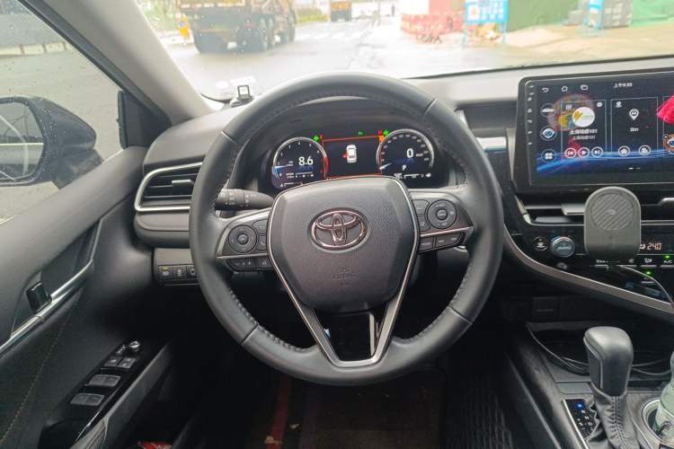 Used Toyota Camry 2021 2.5G Luxury Edition Steering Wheel