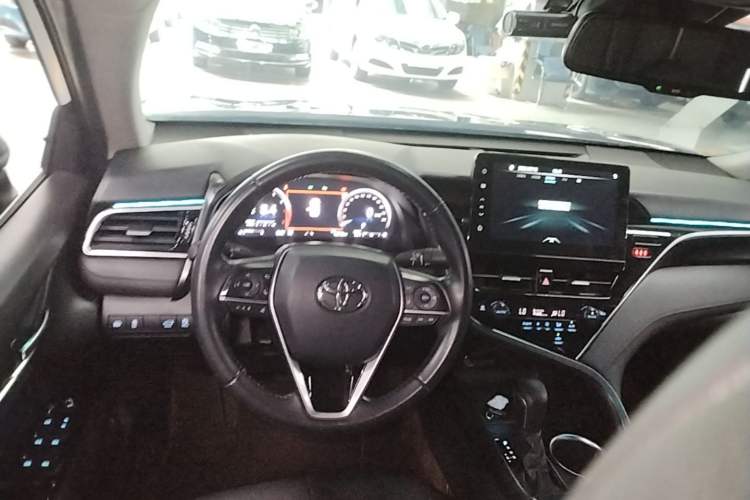 Used Toyota Camry 2021 2.5G Luxury Edition Steering Wheel