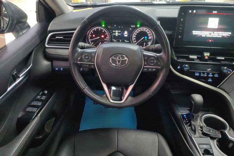 Used Toyota Camry 2021 2.0G Luxury Edition Steering Wheel