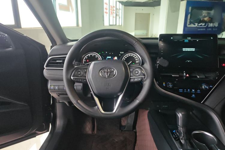 Used Toyota Camry 2021 2.0G Luxury Edition Steering Wheel