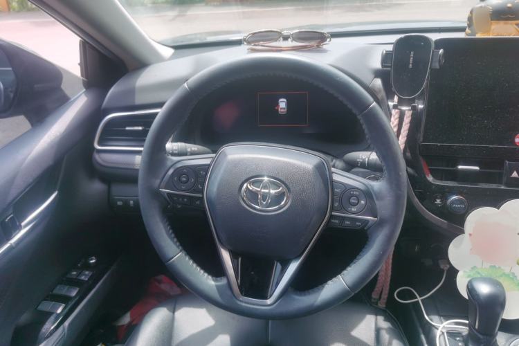 Used Toyota Camry 2021 2.5G Luxury Edition Steering Wheel