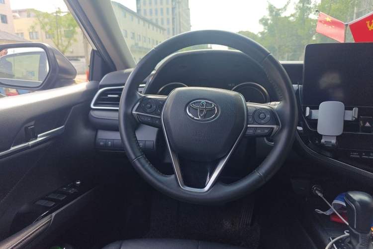 Used Toyota Camry 2021 2.0G Luxury Edition Steering Wheel