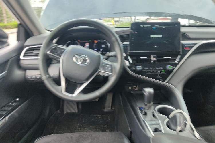 Used Toyota Camry 2021 2.5G Luxury Edition Steering Wheel
