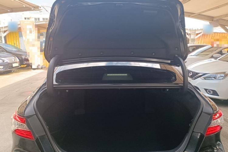 Used Toyota Camry 2021 2.0G Luxury Edition Trunk