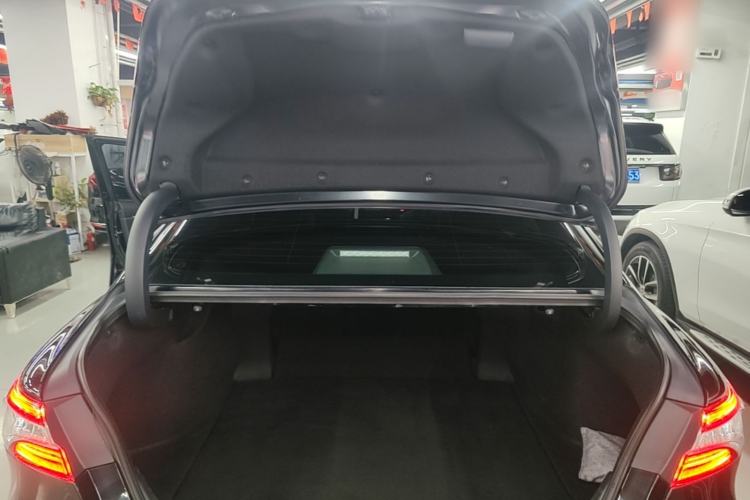 Used Toyota Camry 2021 2.5G Luxury Edition Trunk