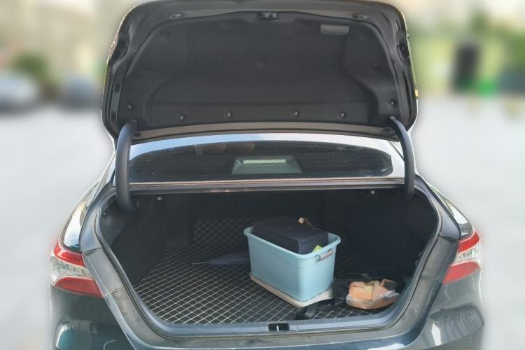 Used Toyota Camry 2021 2.0G Luxury Edition Trunk
