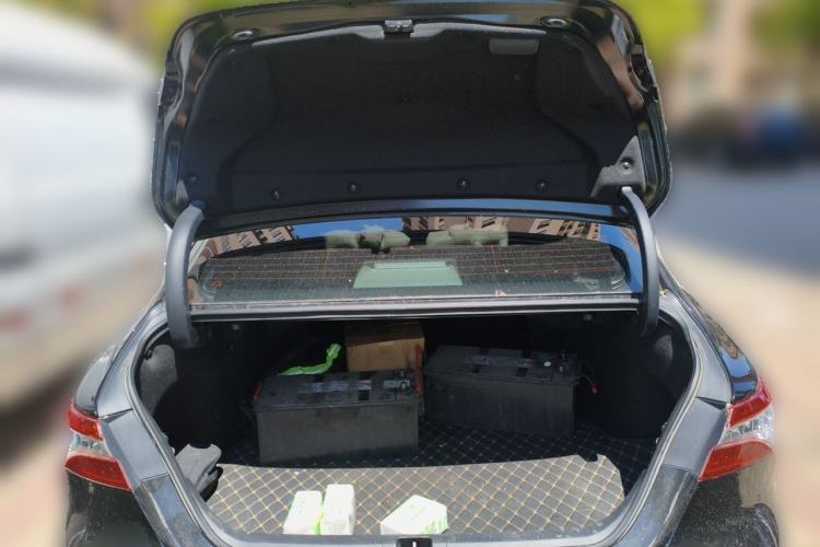 Used Toyota Camry 2021 2.5G Luxury Edition Trunk