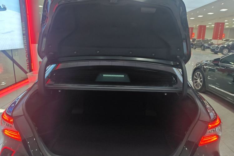 Used Toyota Camry 2021 2.0G Luxury Edition Trunk