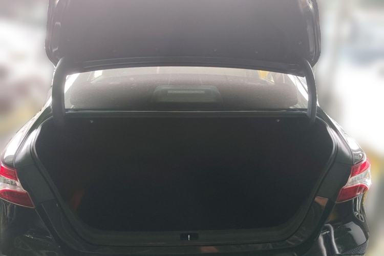 Used Toyota Camry 2021 2.0G Luxury Edition Trunk