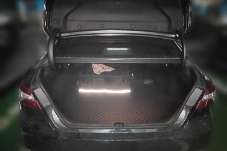 Used Toyota Camry 2021 2.0G Luxury Edition Trunk