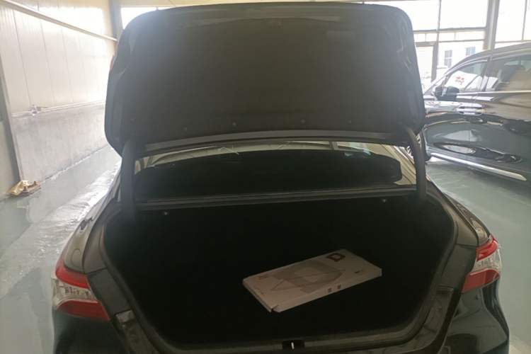 Used Toyota Camry 2021 Dual-Motor 2.5HG Luxury Edition Trunk