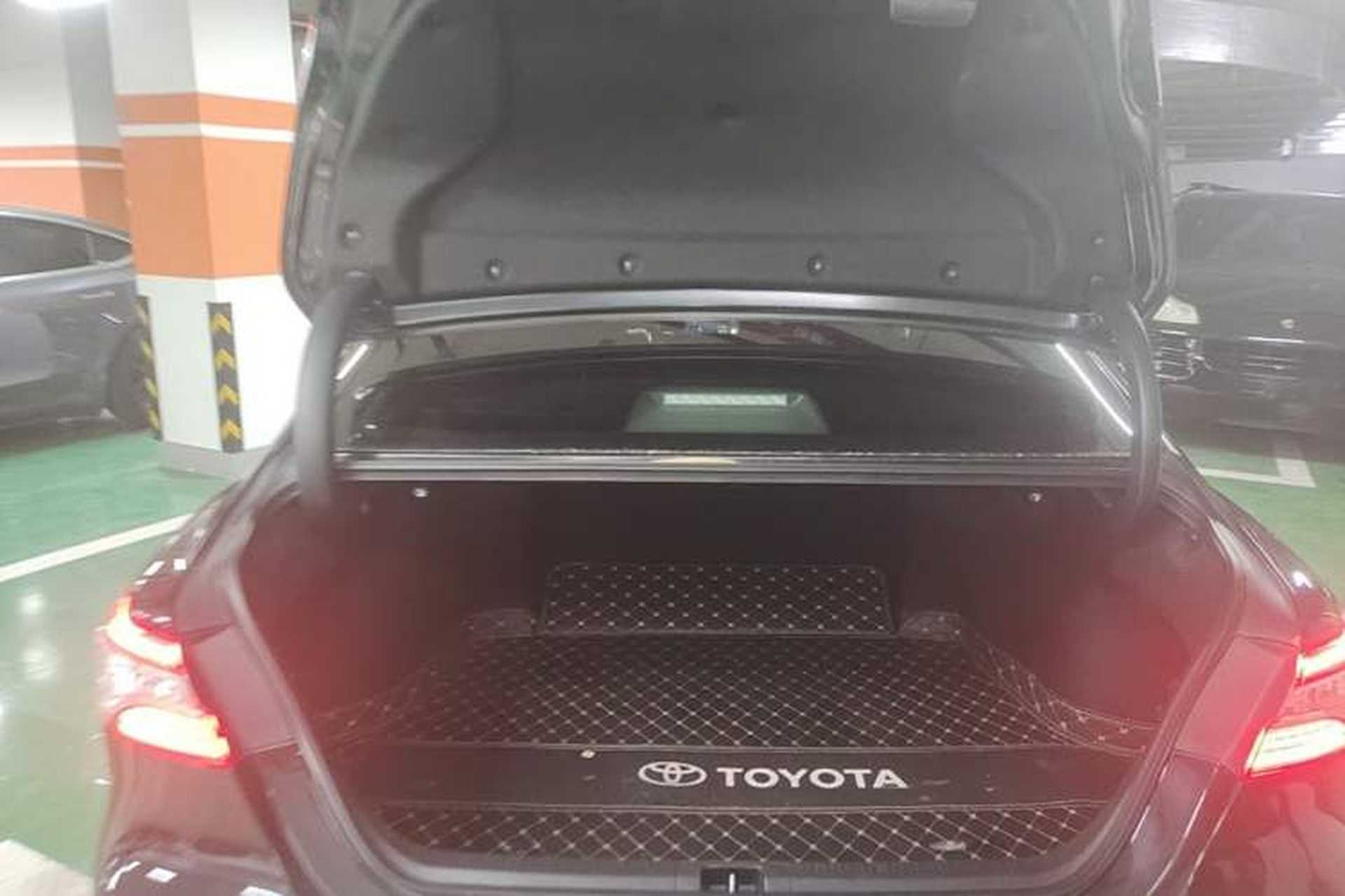 Used Toyota Camry 2021 2.5G Luxury Edition Trunk