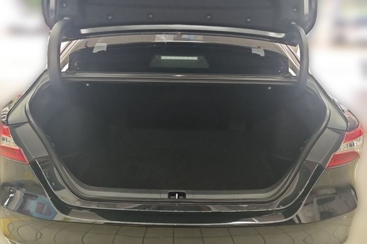 Used Toyota Camry 2021 Dual-Motor 2.5HG Luxury Edition Trunk