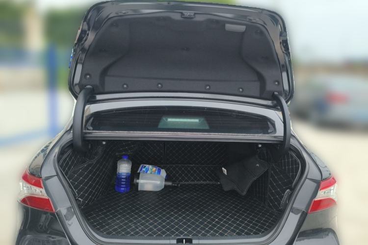 Used Toyota Camry 2021 2.0G Luxury Edition Trunk