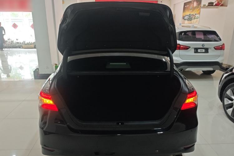 Used Toyota Camry 2021 2.0G Luxury Edition Trunk
