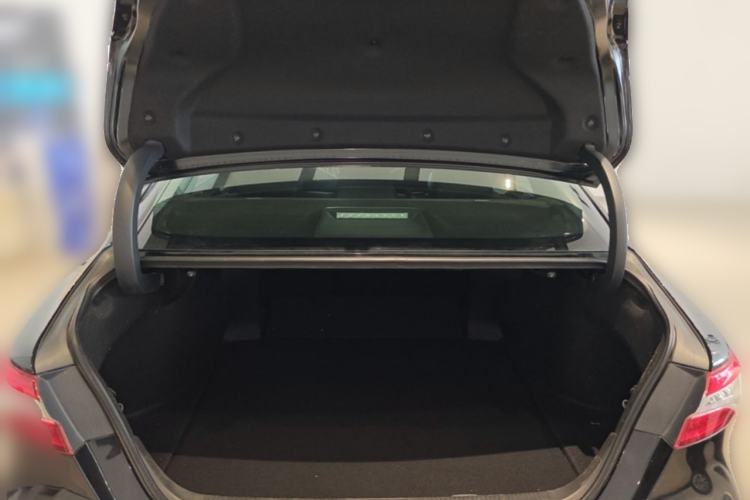 Used Toyota Camry 2021 2.0G Luxury Edition Trunk