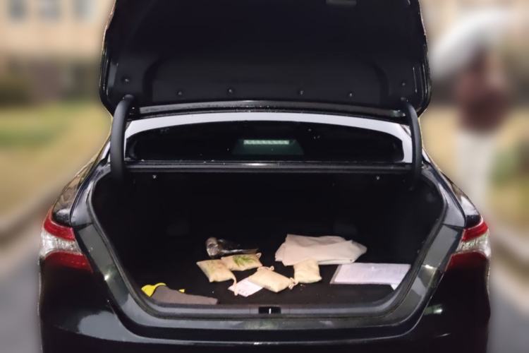 Used Toyota Camry 2021 2.0G Luxury Edition Trunk