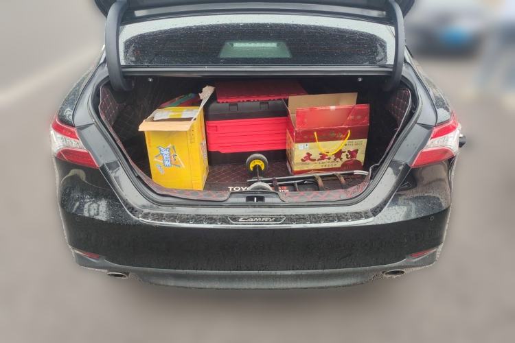 Used Toyota Camry 2021 2.0G Luxury Edition Trunk