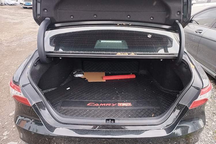 Used Toyota Camry 2021 Dual-Motor 2.5HG Luxury Edition Trunk