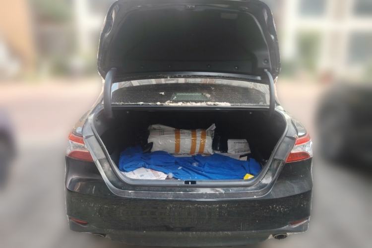 Used Toyota Camry 2021 2.0G Luxury Edition Trunk