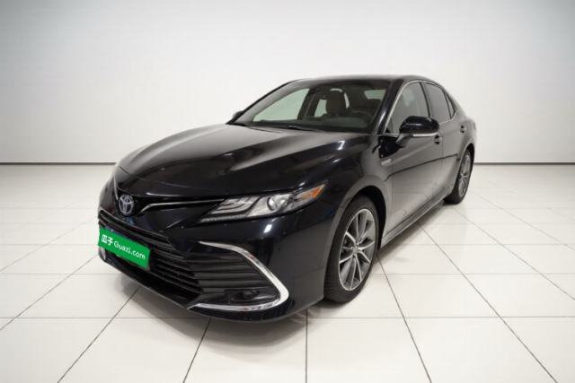 Ojetý Toyota Camry 2021 Dual-Motor 2.5HG Luxury Edition