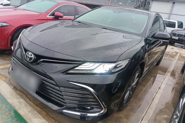 Ojetý Toyota Camry 2021 2.5G Luxury Edition