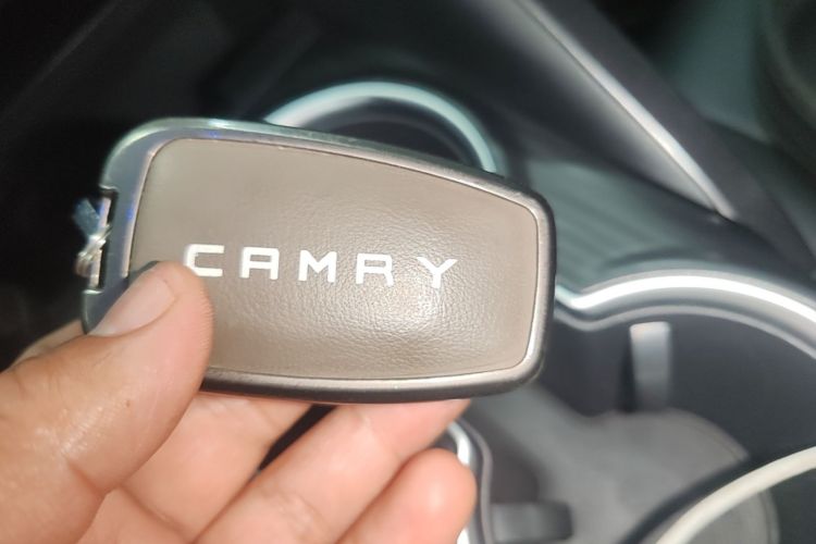 Used Toyota Camry 2021 2.5G Luxury Edition Vehicle Key