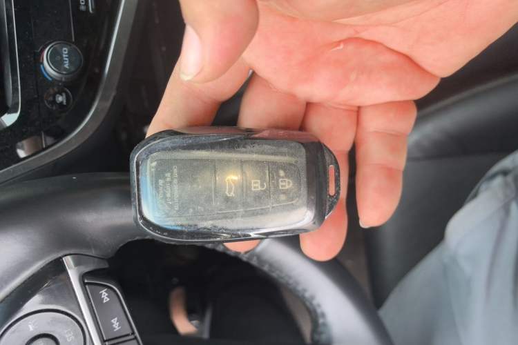 Used Toyota Camry 2021 2.0G Luxury Edition Vehicle Key